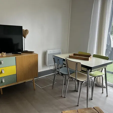 Apartment Avec Terrasse Au Calme- Marche 5 Min Gérardmer